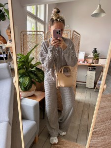 Lola Pale Beige + Floral