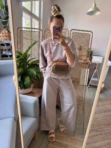 Traveller 2 v. classic Salmon + Taupe Bubbles + Sage 