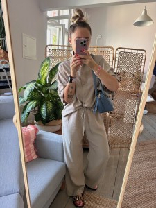 Lola II Jeans + Jeans Roses