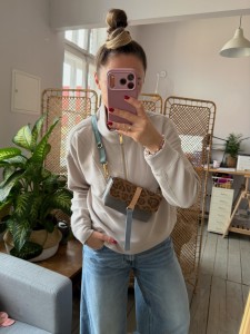 Mobiler Light Grey + Leopard IV Siena Nubuck