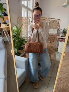 2000 Walnut + Brown Roses