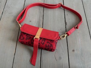 Mobiler Flirt + Leopard IV Red Nubuck + Wallet