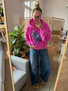 Mobiler Jeans + Turquoise Suede Roses