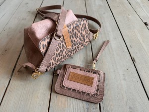 Mid Lola Full Taupe Bubbles Vintage + Croco III Beige Nubuck + Nude + Wallet