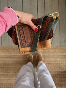 Mid Lola Full Dark Green + Tobacco Leopard III Suede + Sand Roses + Wallet
