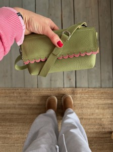 Mobiler Two Wavy Olive + Pink Bubbles