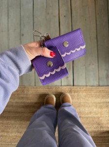 Headphone Case + Card Holder Violet