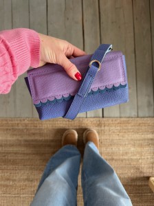 Mobiler Two Wavy Cobalt + Elephant Lila