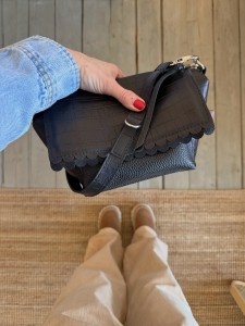 Mid Lola Full Two Wavy Black Croco + Black