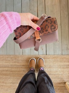 Mobiler Milk Choco Bubbles + Siena Leopard IV Suede