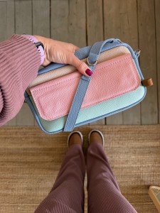 Long Travel'r Classic Mistral + Pale Pink + Aqua