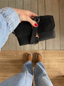 Mobiler Black Korodo Mat + Black Crystal Nubuck