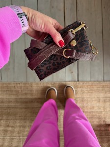 Phone Case Two Wavy Maxi Leopard I Choco Nubuck