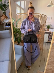 2000 Cargo Black Roses