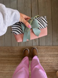 Mobiler Bow Sage + Zebra Nubuck + Blush