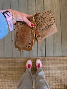 Mobiler Coffee + Leopard II Camel Suede + Wallet