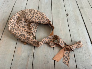 Knot Hobo Zip Leopard IV Camel Nubuck