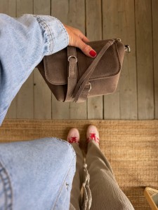 Mini Lola Beige Suede Ready to Go! 