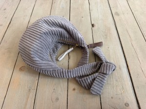 Knot Hobo Grey Corduroy
