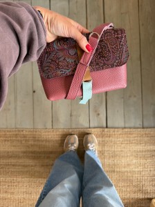 Mid Mobiler Shamal + Pastel Paisley Nubuck 