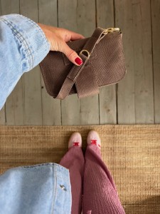 XS Taupe Vintage Bubbles 