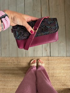 Mobiler Dahlia + Paisley Pastel Black Nubuck Ready to Go!