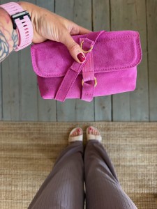 Mobiler Fuchsia Suede Ready to Go!