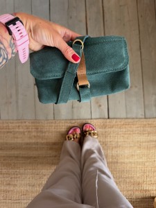 Mobiler Emerald Suede