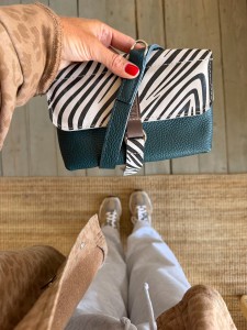 Mid Mobiler Petrol + Zebra Nubuck