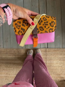 Mid Mobiler Bubble Gum + Leopard IV Mustard Nubuck + Canarino