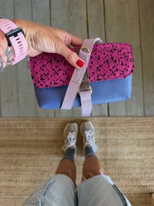 Mobiler Cobalt + Dotty Fuchsia Nubuck + Pale Lila