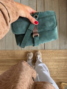 Mid Mobiler Emerald Suede