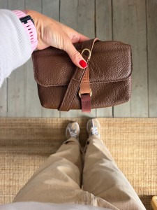Mid Mobiler Choco + Muscat Suede 