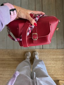 Mid Lola Pocket Cherry + Wallet