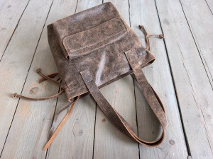 Daily Deer Creck Suede