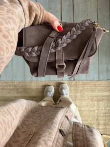 Mid Lola Full Praline Suede Ready to Go! 