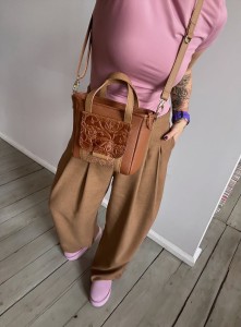 ClassyClap Toffee + Coffee + Brown Roses + Paisley Nubuck 