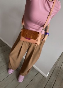 MiniMini Clap Salmon + Korodo Vintage Brown