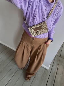 XS Leopard IV Cream Suede 